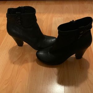 Miz Mooz leather ankle heeled booties